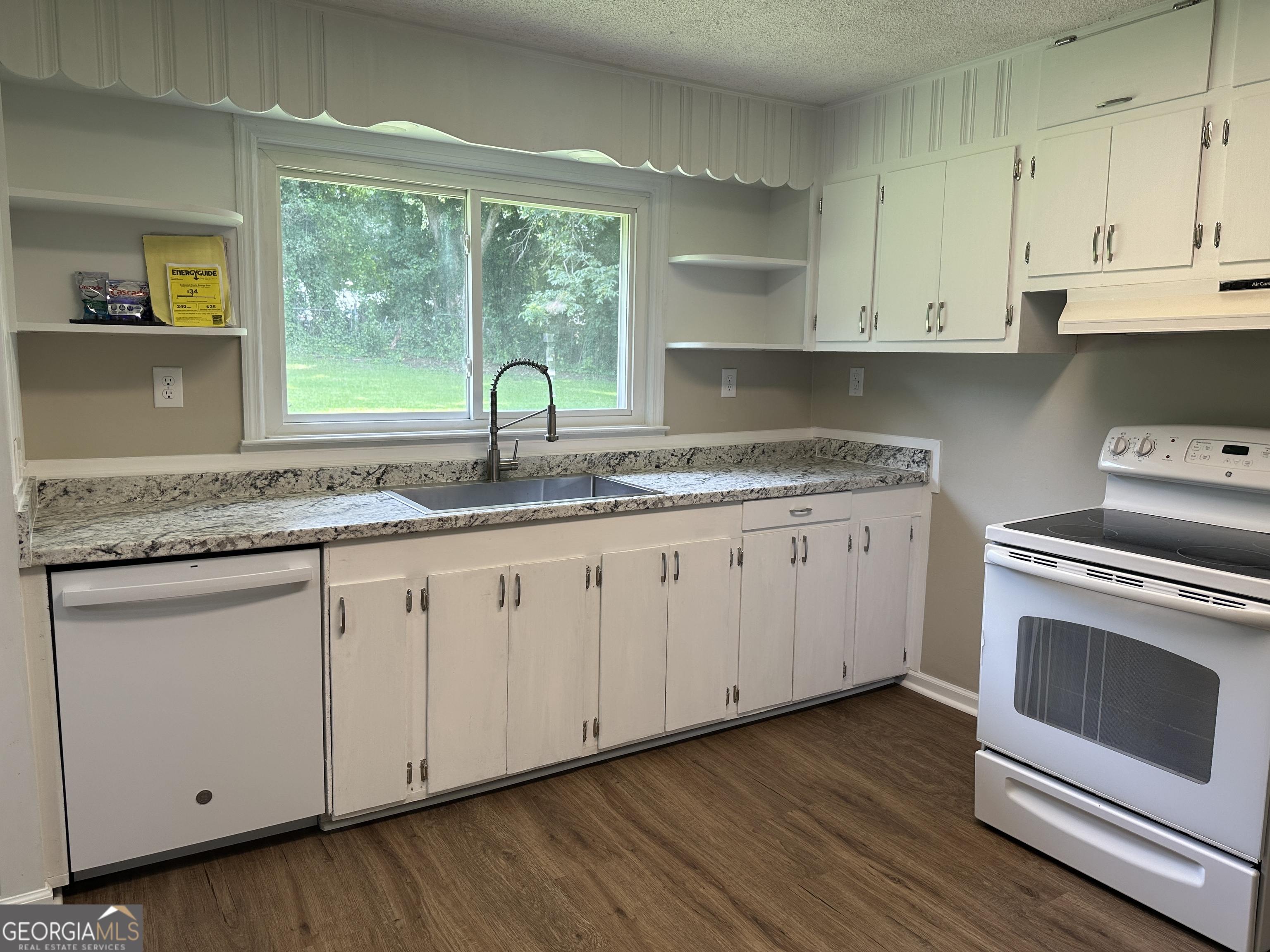 6460 Gibson Road Property Photo 9