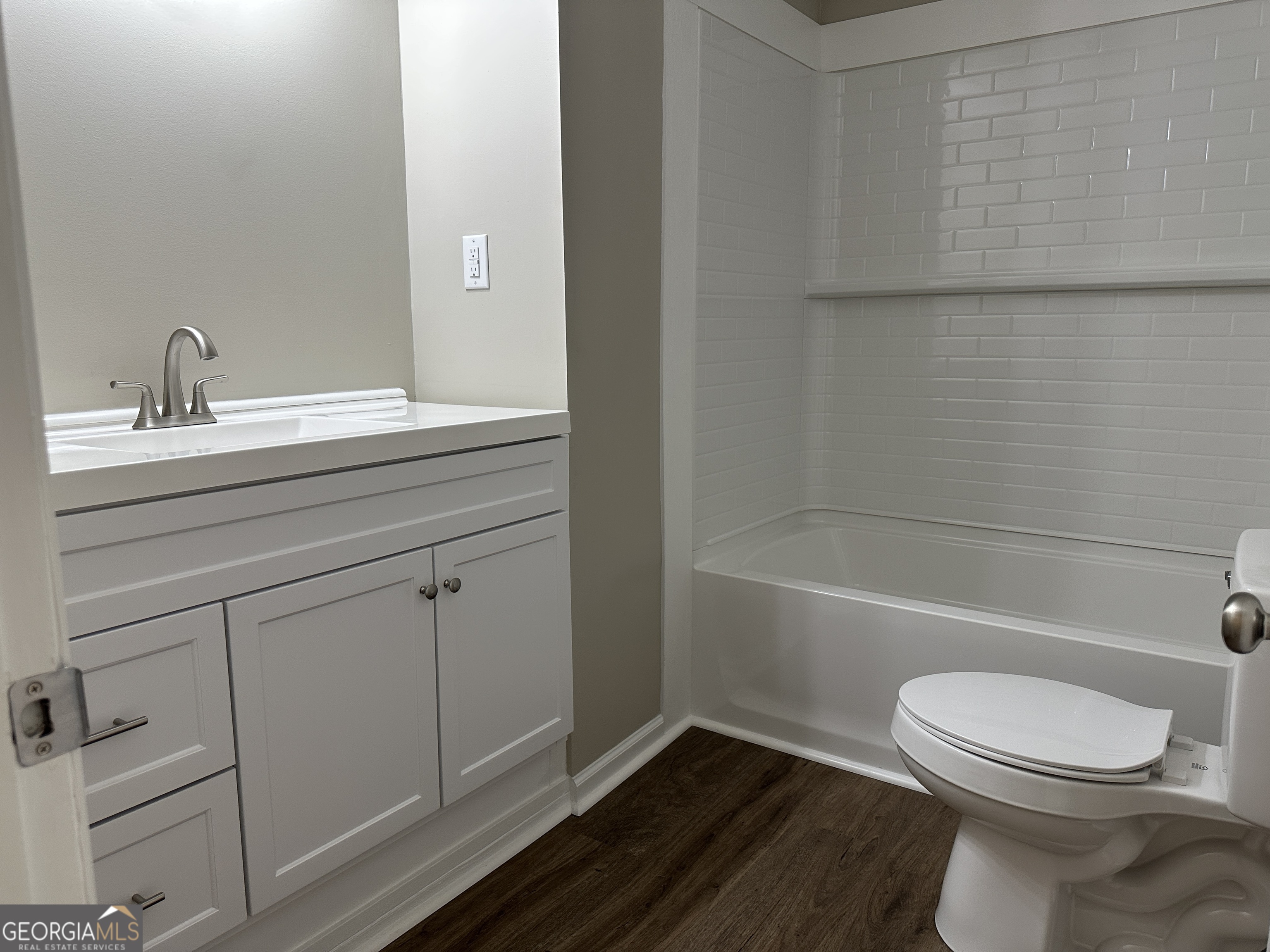 6460 Gibson Road Property Photo 11
