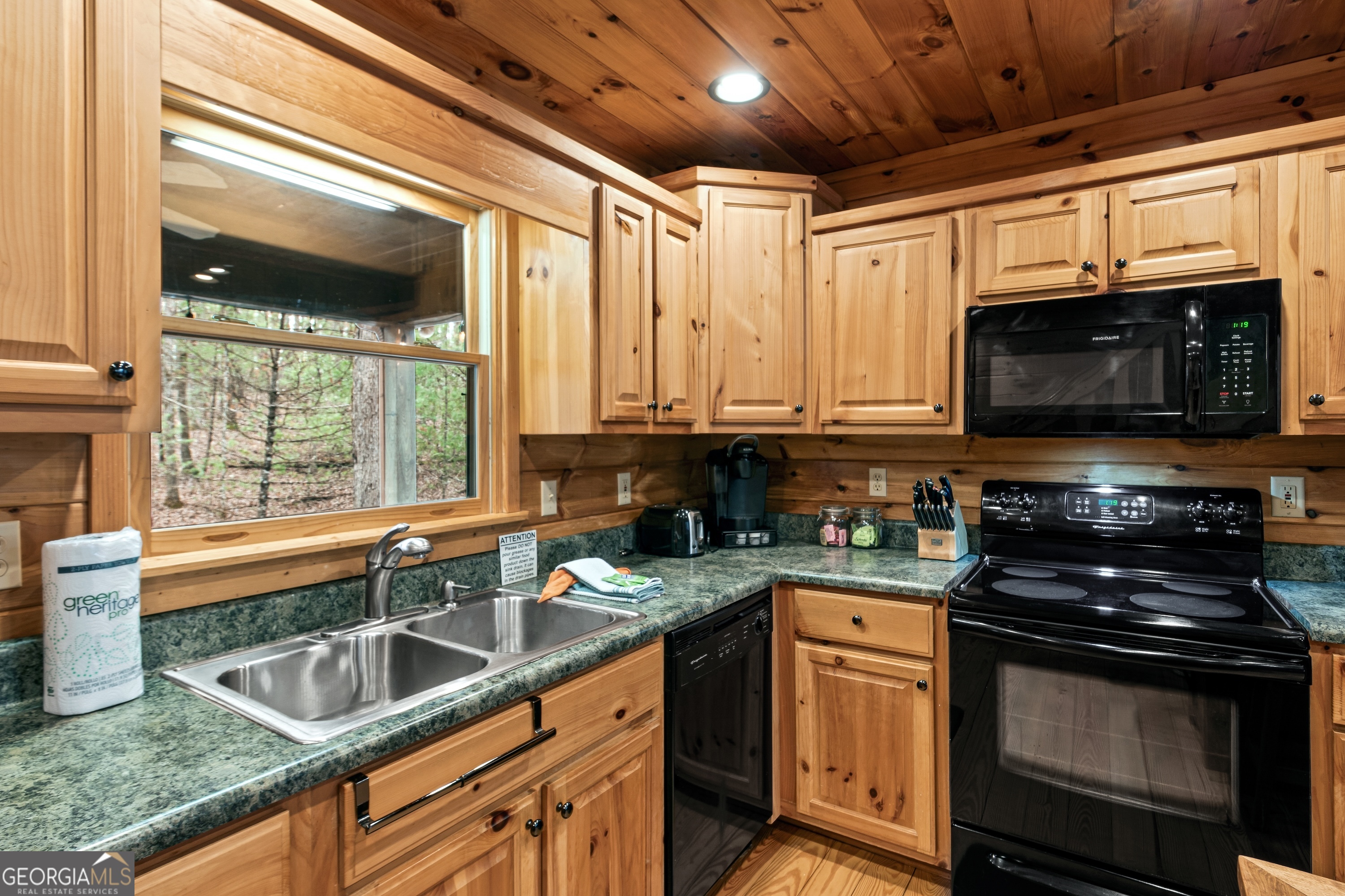850 Mountain Lake Circle Property Photo 9