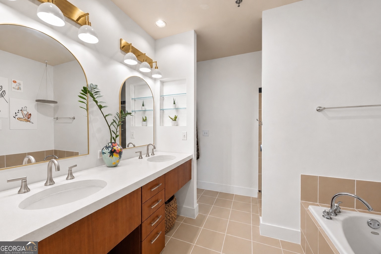 206 11th Street Ne # 402 Property Photo 26