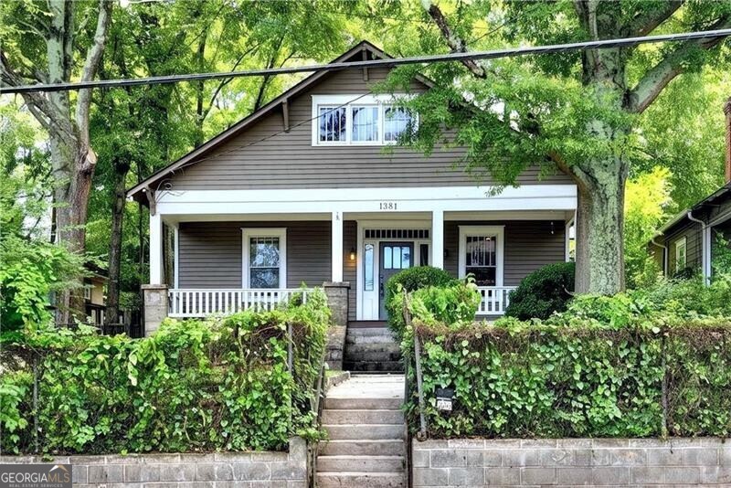 1381 La France Street Ne Property Photo 1