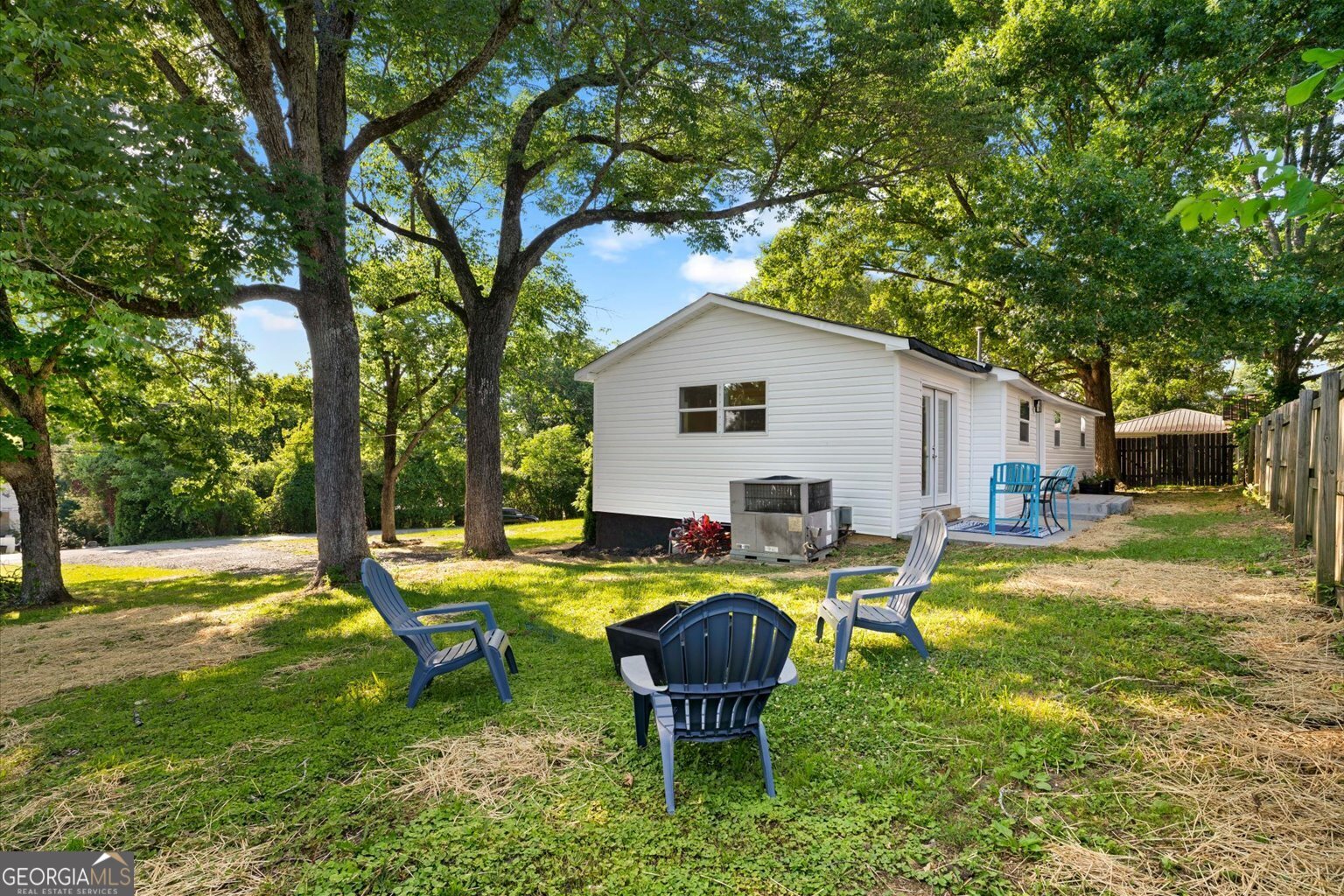 90 Whitman Street Property Photo 3
