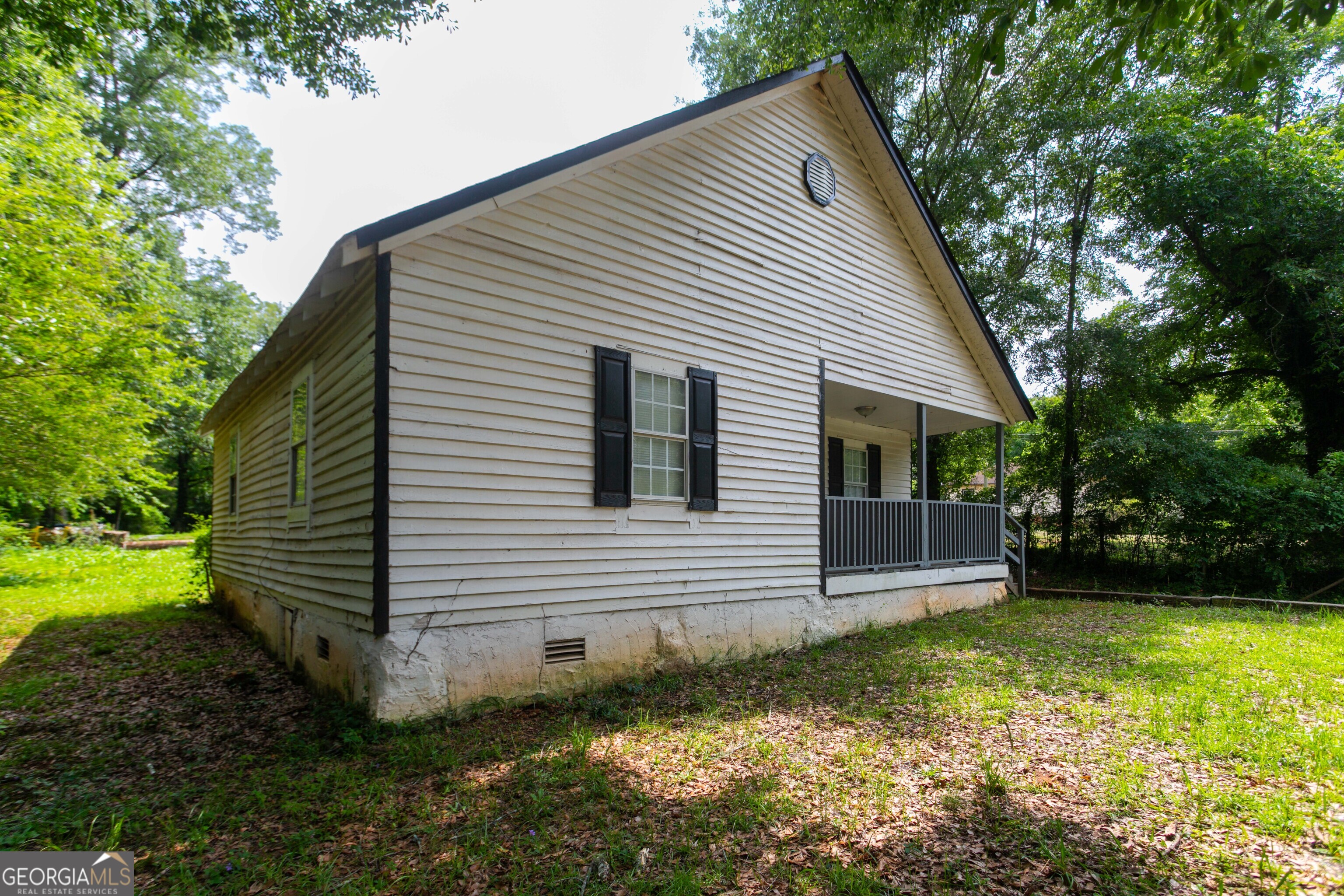 281 Martin Luther King Drive Property Photo 3