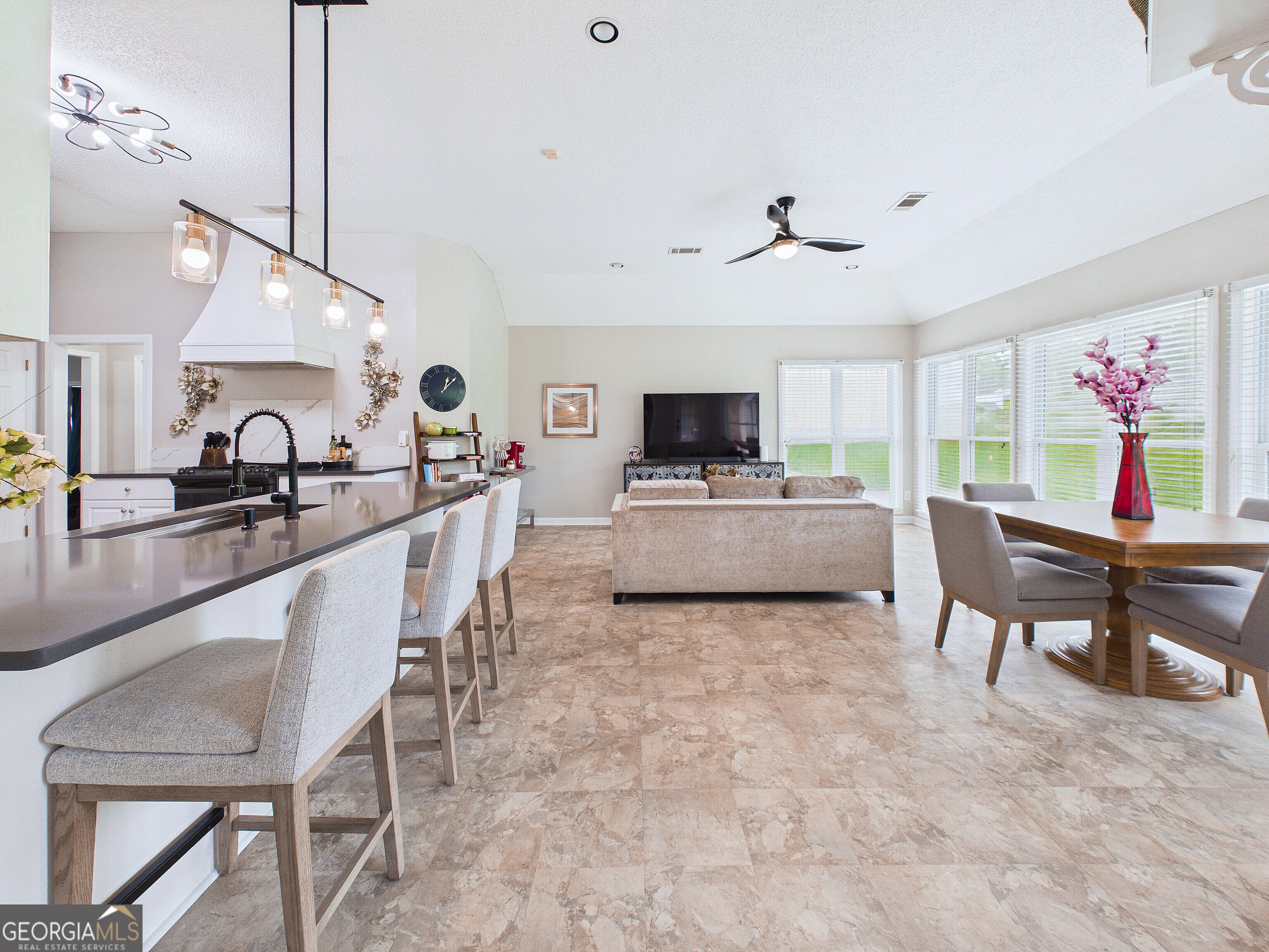 115 Raintree Drive Property Photo 19