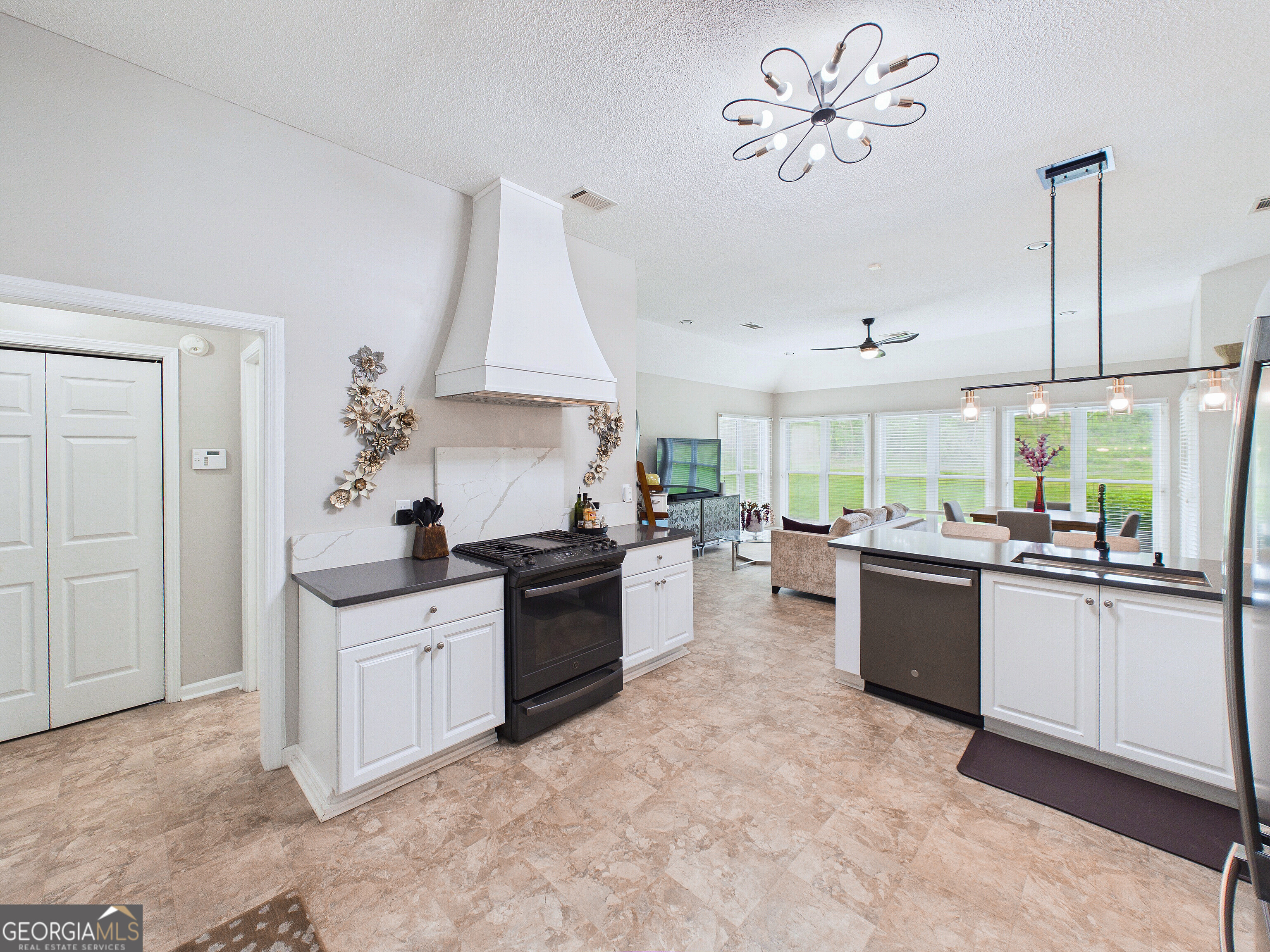 115 Raintree Drive Property Photo 33