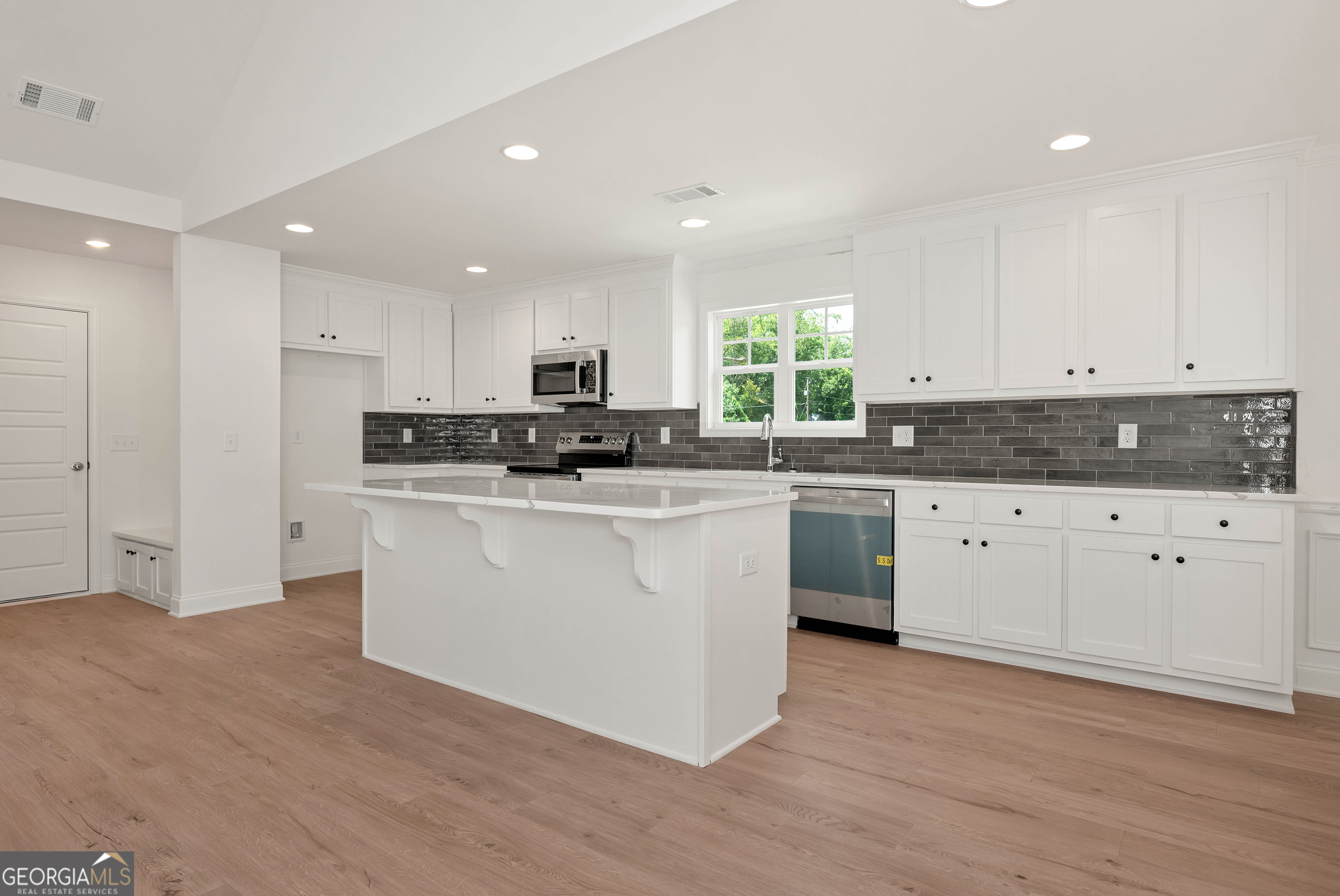 6376 Brockton Loop Property Photo 19