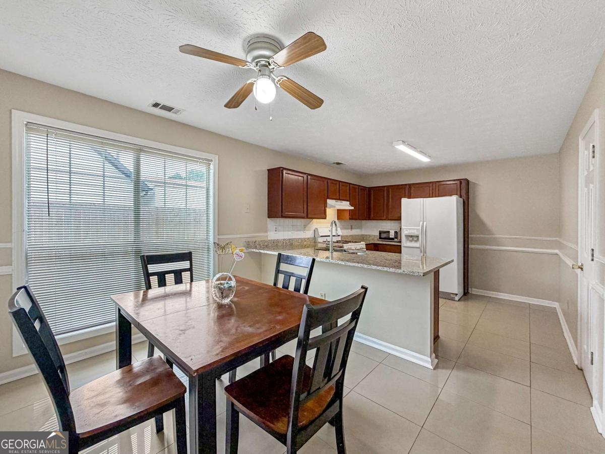 1435 Wheatfield Drive Property Photo 8