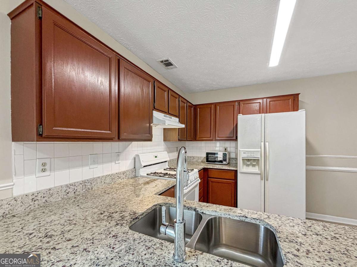 1435 Wheatfield Drive Property Photo 12