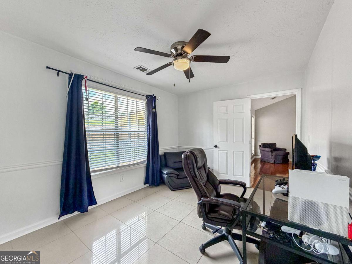 1435 Wheatfield Drive Property Photo 15