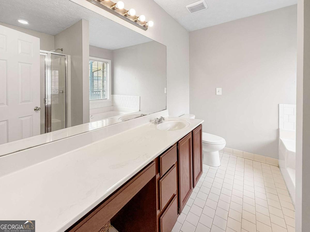 1435 Wheatfield Drive Property Photo 19