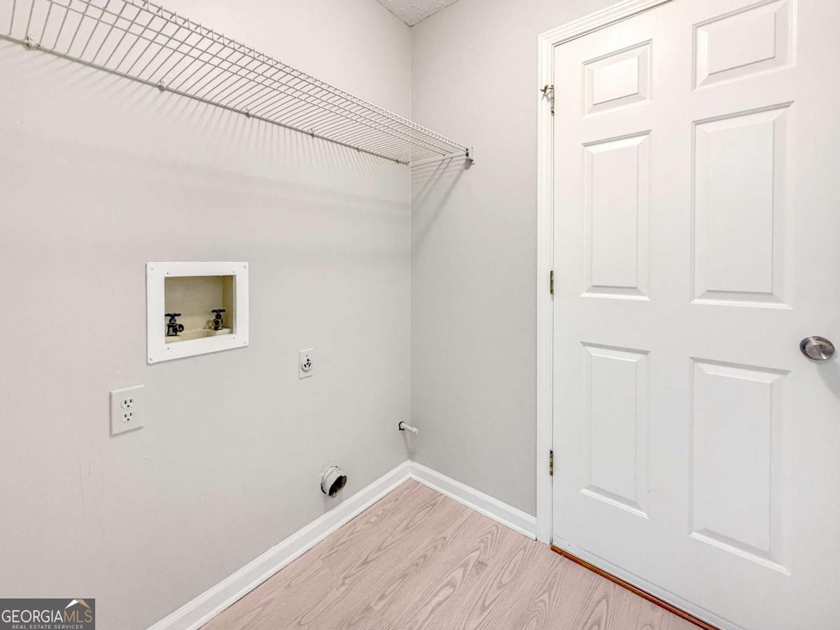 1435 Wheatfield Drive Property Photo 30