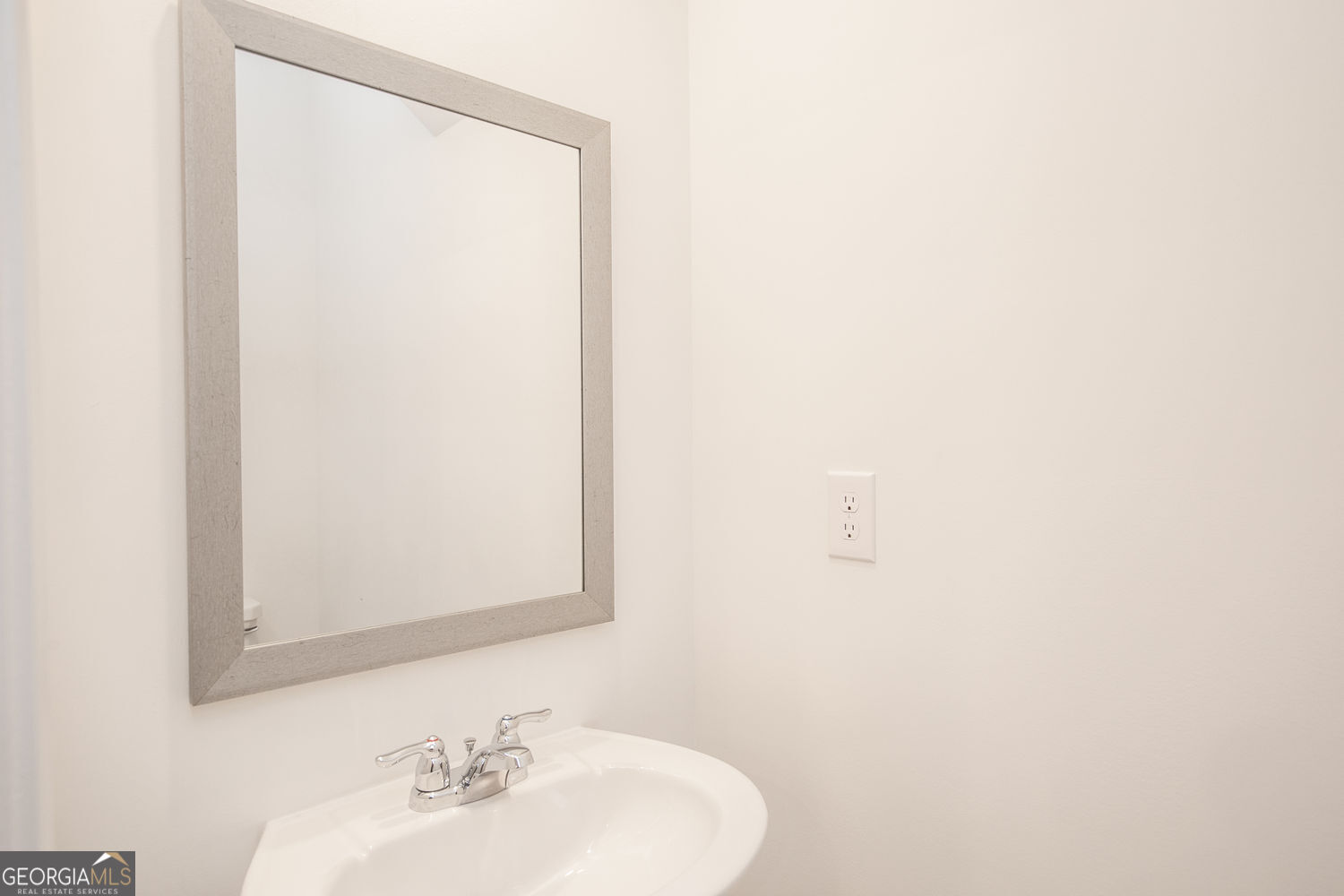 1092 Edwin Lane Property Photo 14