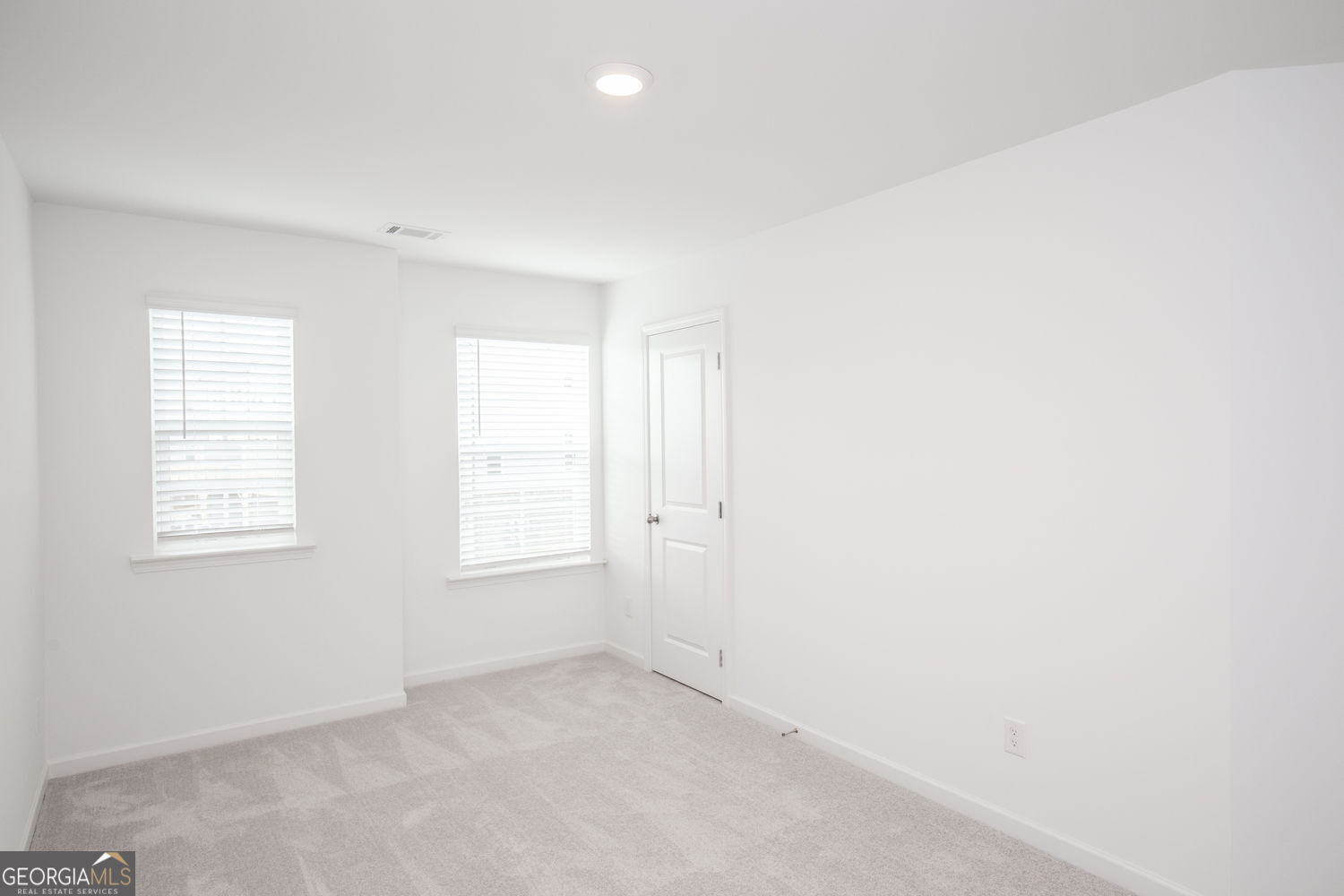 1092 Edwin Lane Property Photo 29