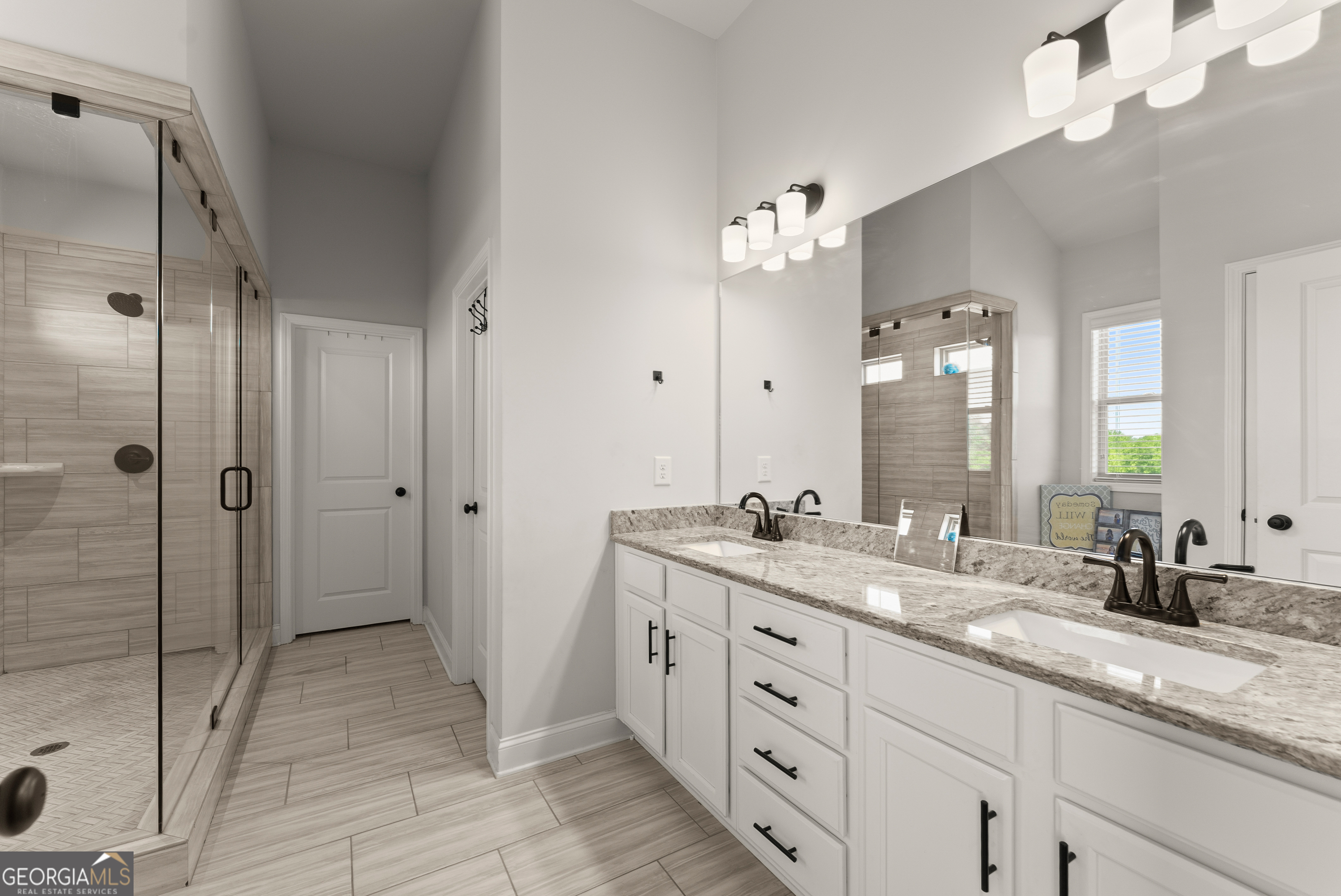 30 Brant Circle Property Photo 33