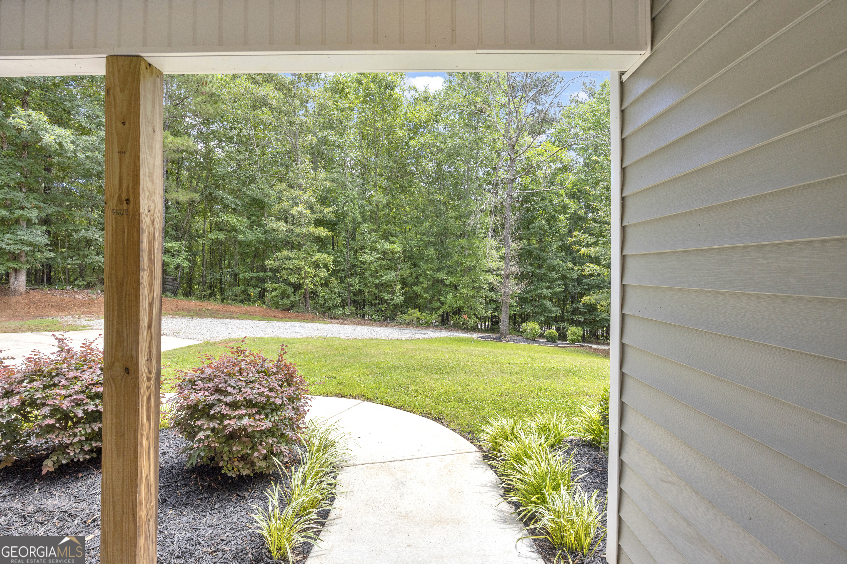 918 Sims Bridge Road Property Photo 11