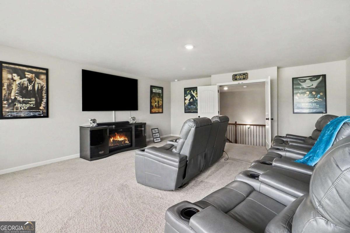 716 Genesee Point Property Photo 20