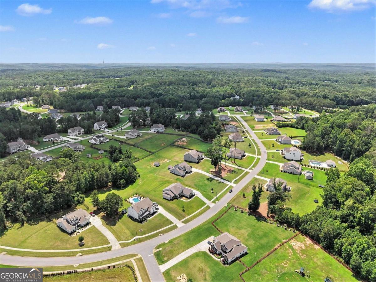 716 Genesee Point Property Photo 47