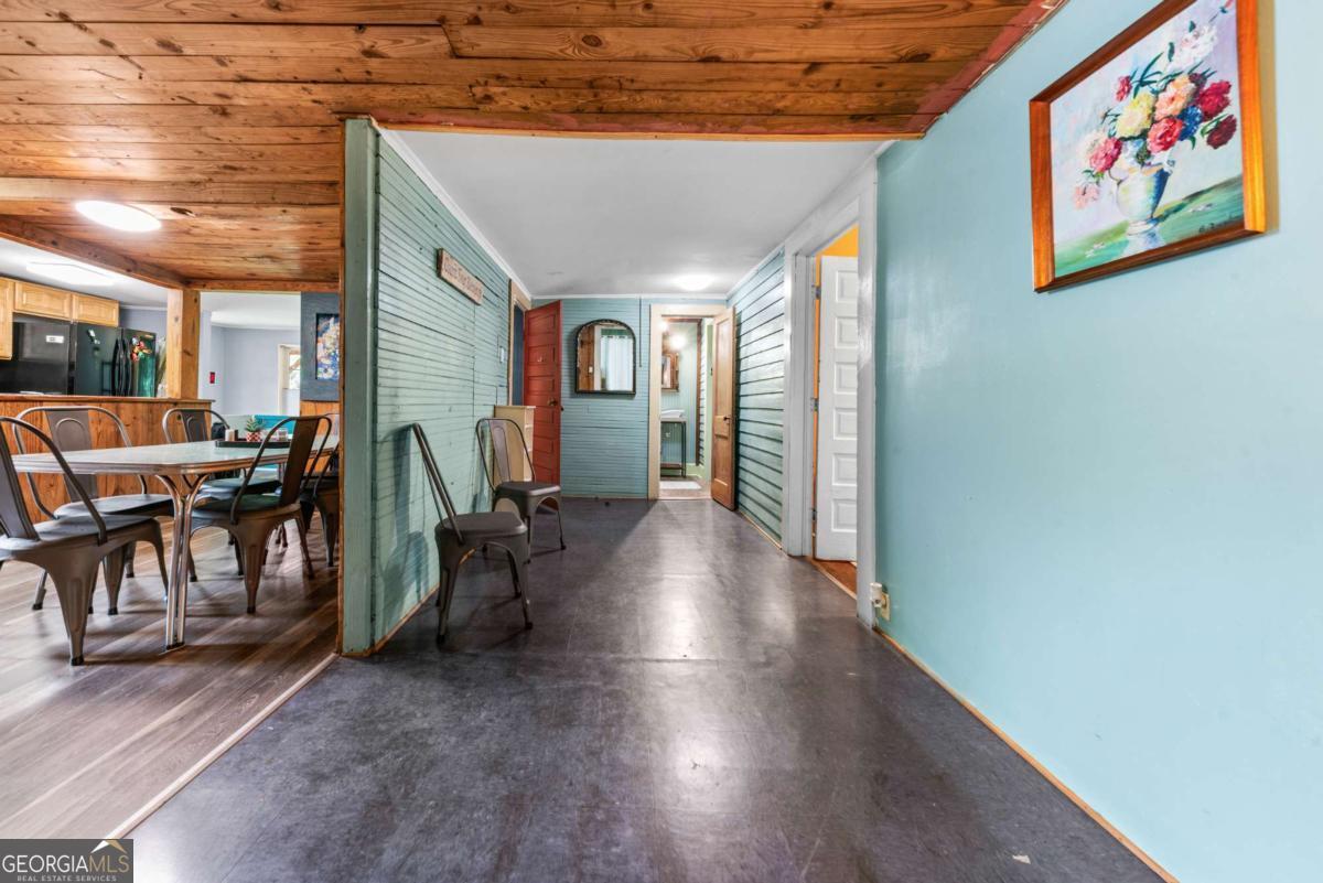 1455 E Broad Street Property Photo 11