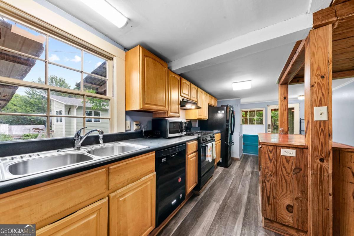 1455 E Broad Street Property Photo 22