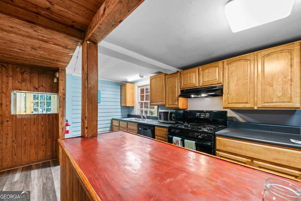 1455 E Broad Street Property Photo 25