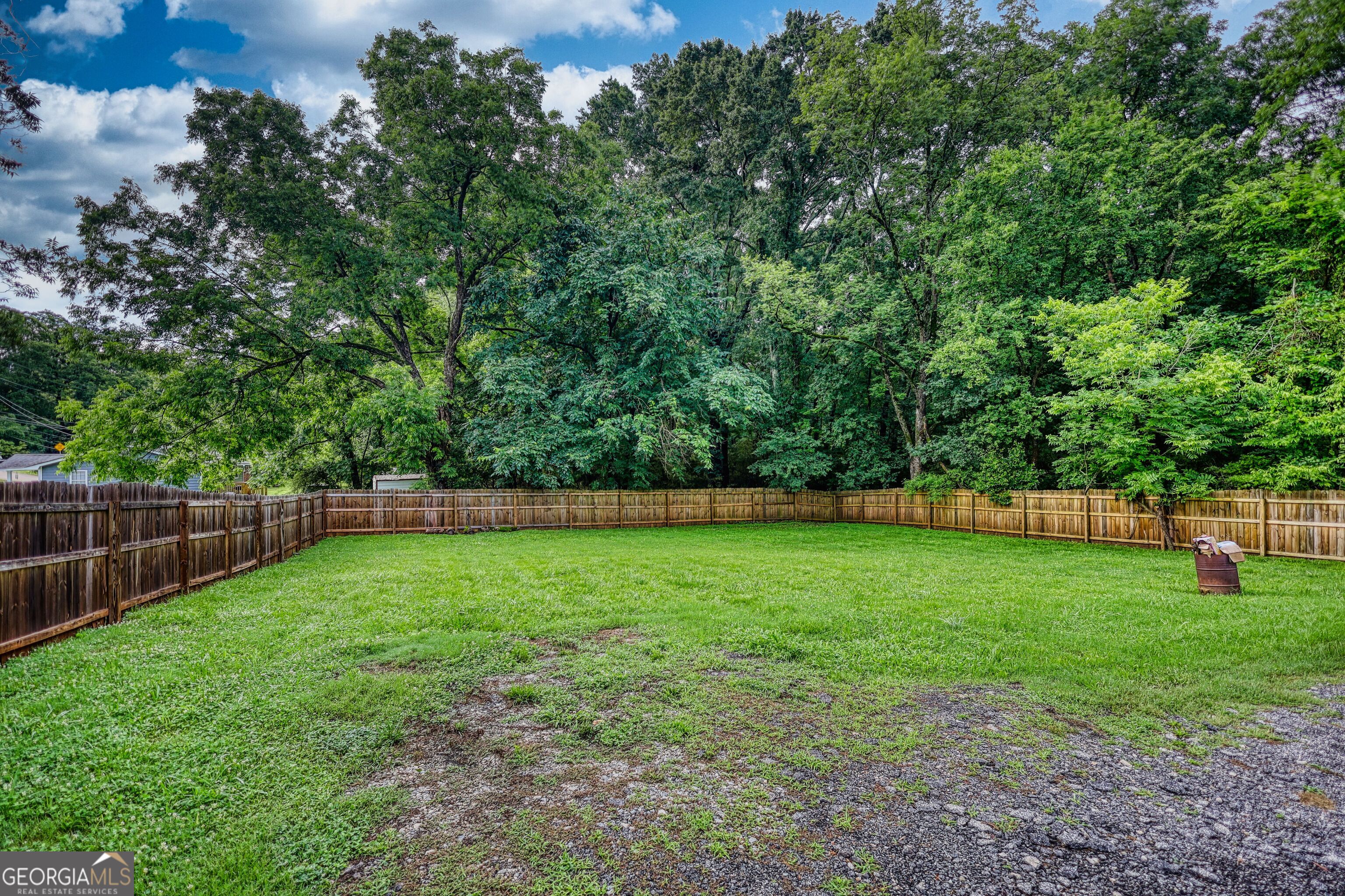 840 Pearl Street Property Photo 3