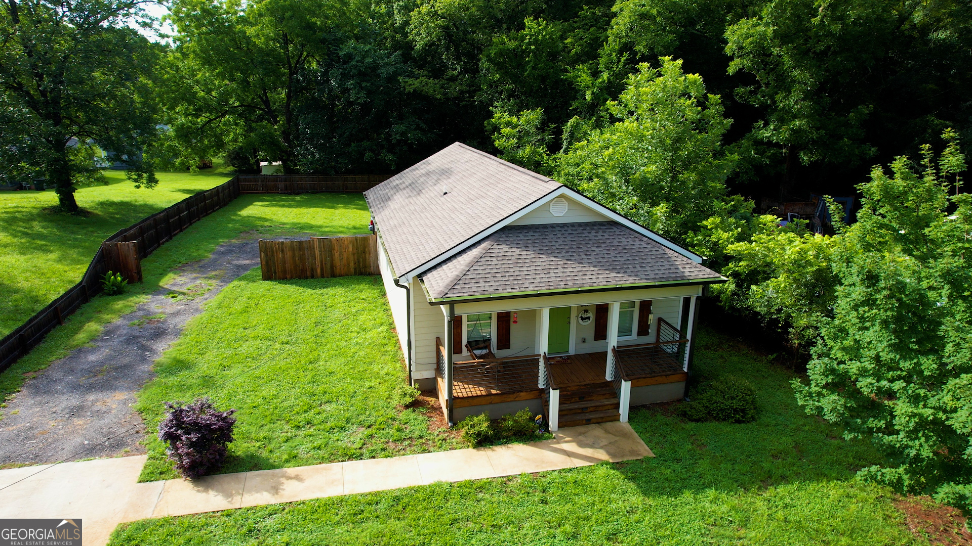 840 Pearl Street Property Photo 22