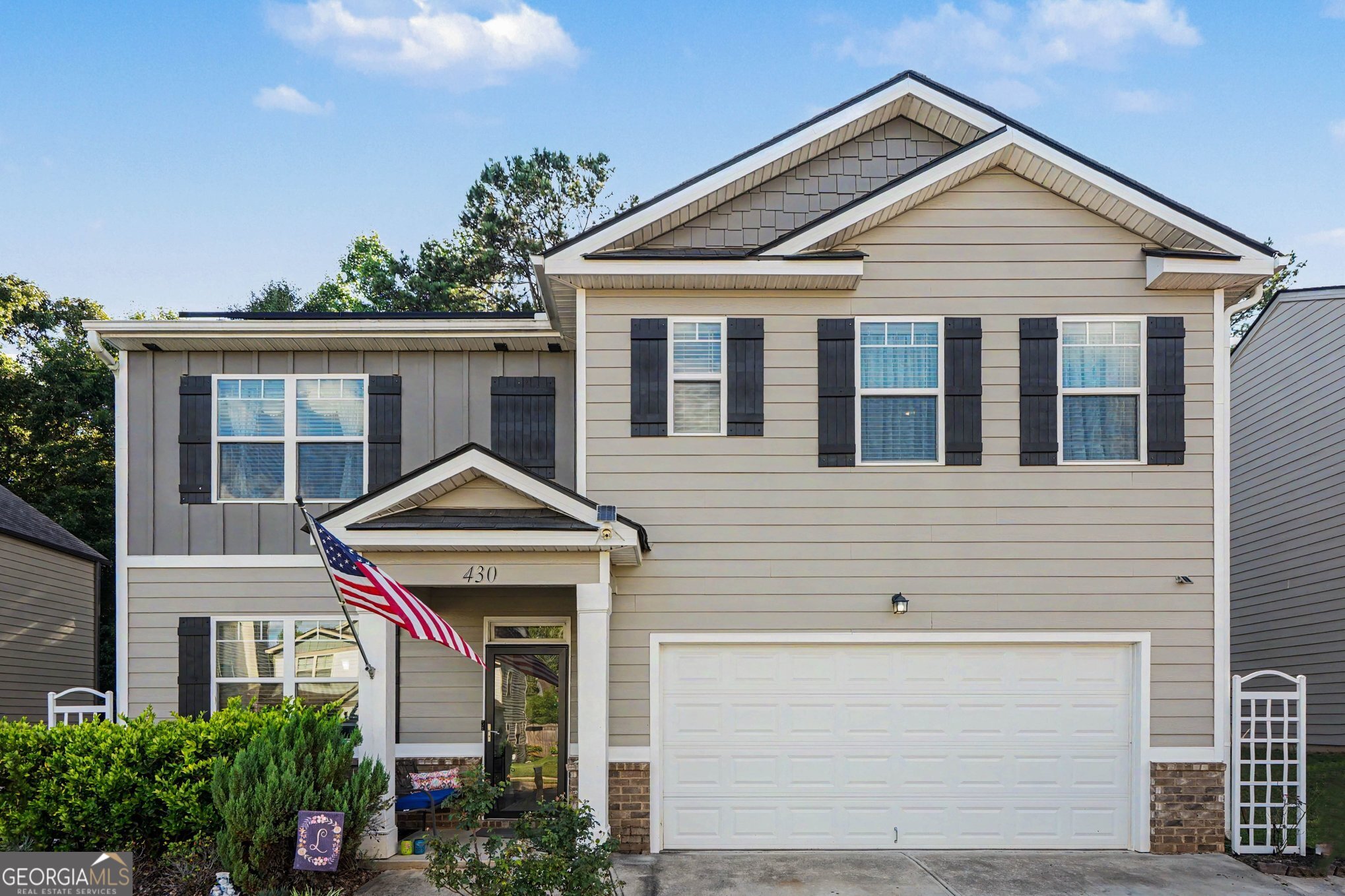 430 Classic Road Property Photo 2