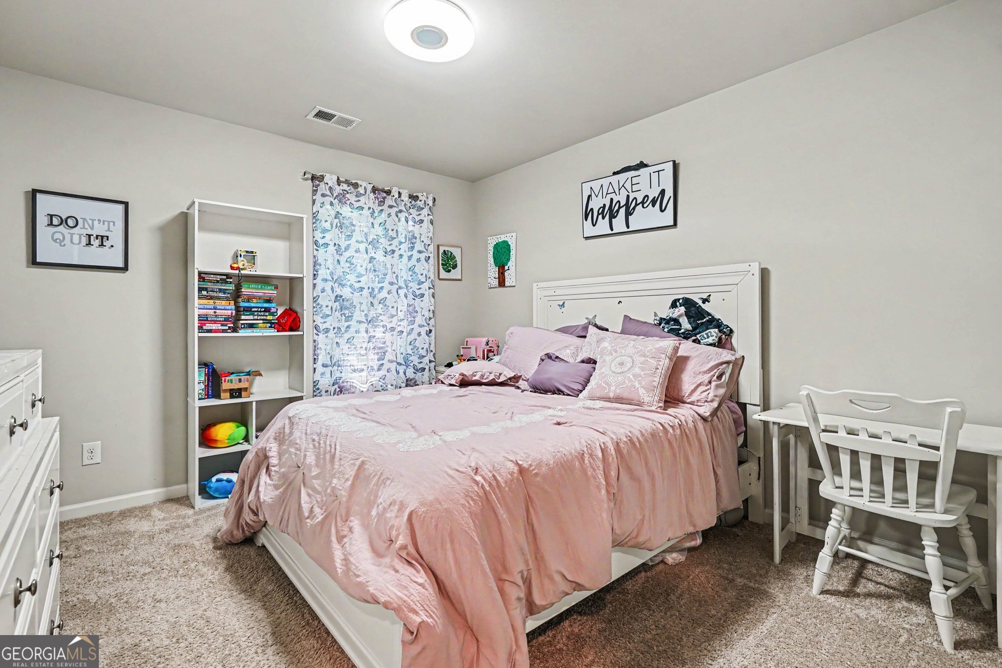 430 Classic Road Property Photo 16
