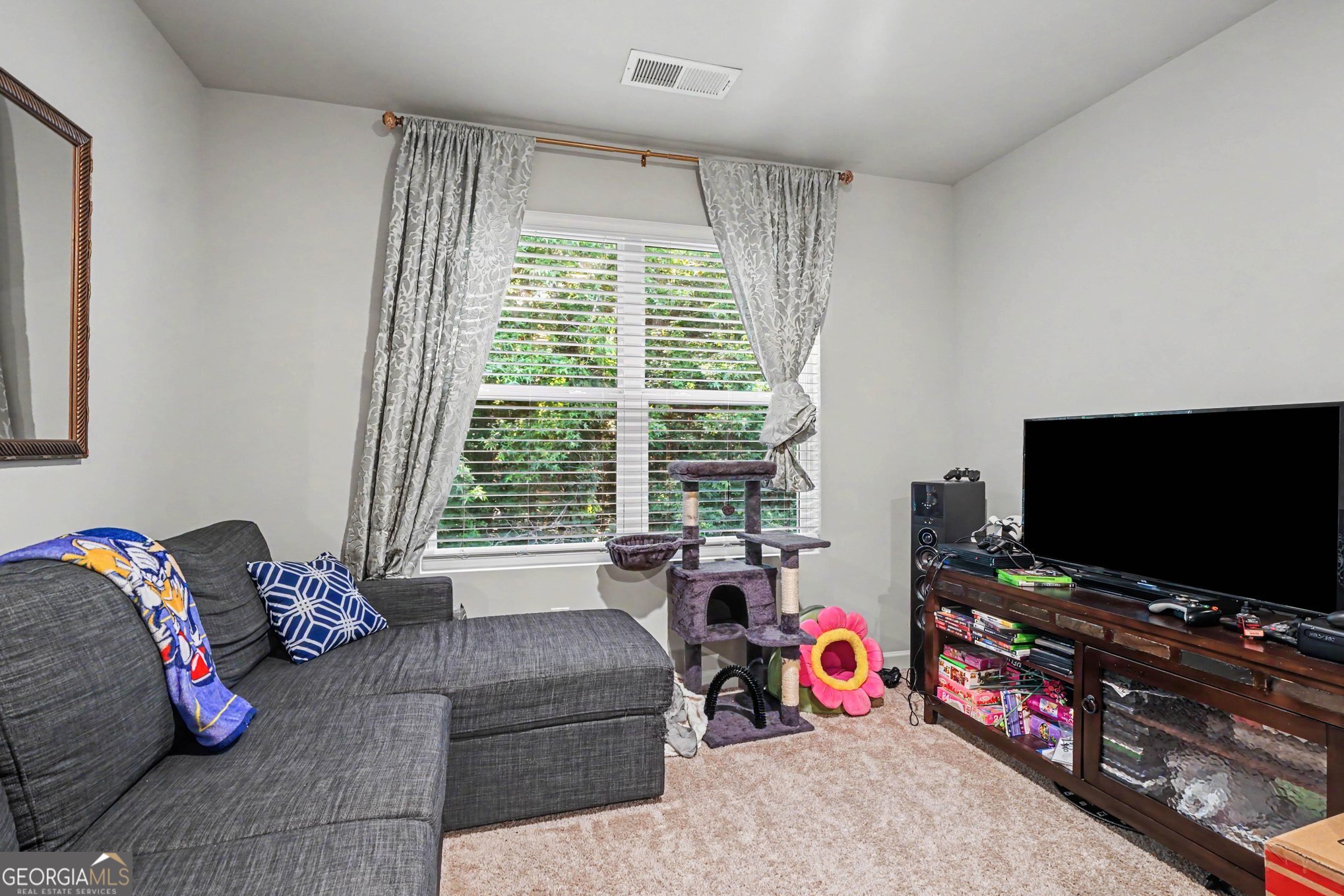 430 Classic Road Property Photo 17