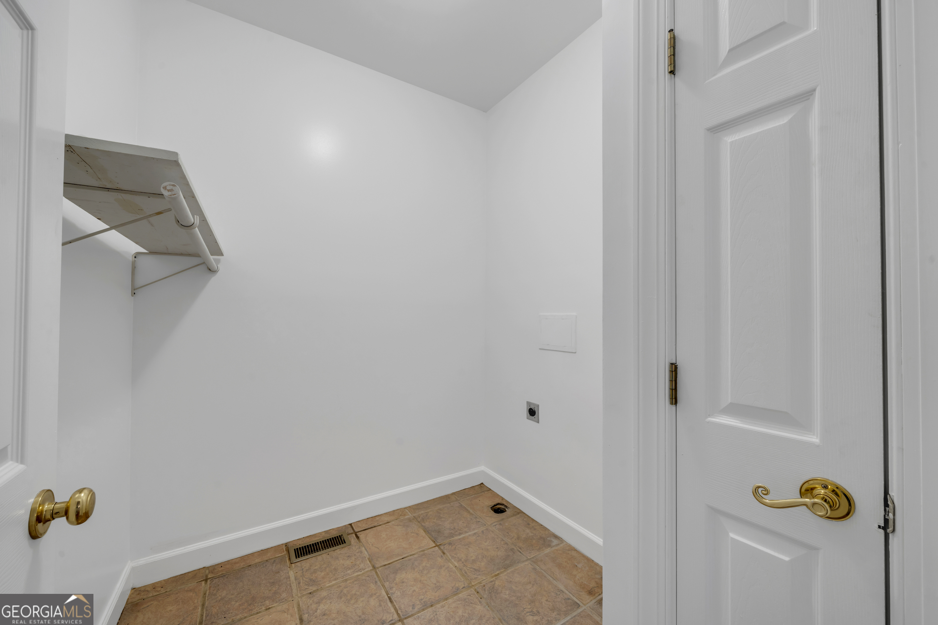 104 Westlake Circle Property Photo 20