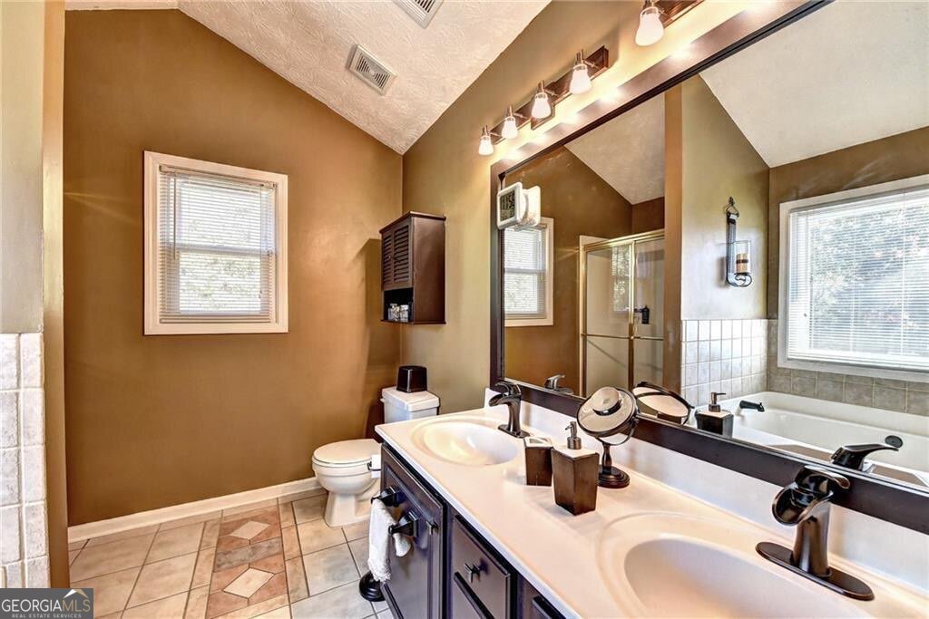 3940 Piper Glen Drive Property Photo 22