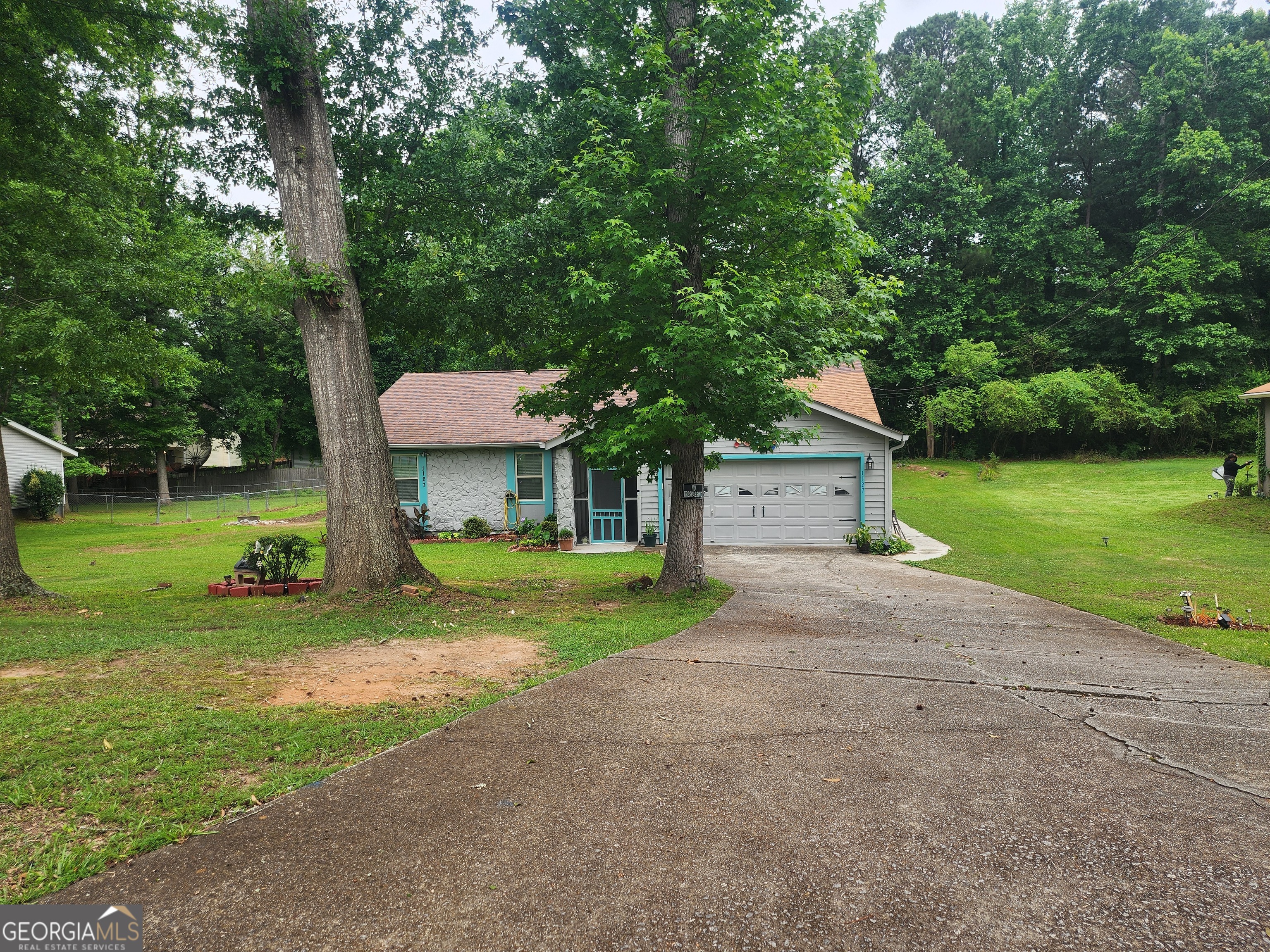 1127 Pond Ridge Drive Property Photo 1