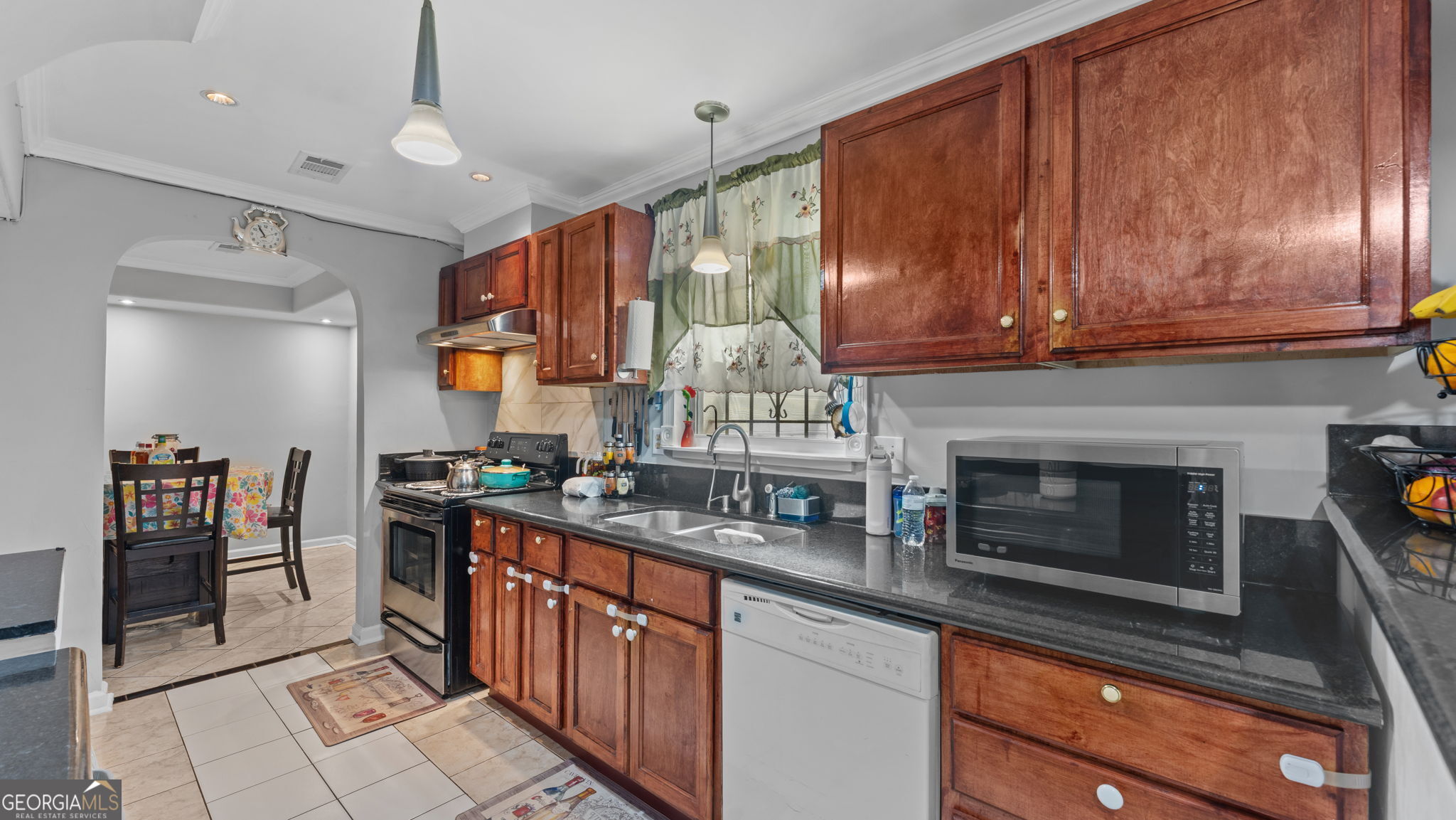 1480 Harbins Road Property Photo 6