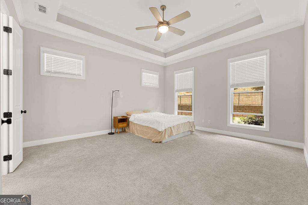 144 Wards Crossing Way Property Photo 4