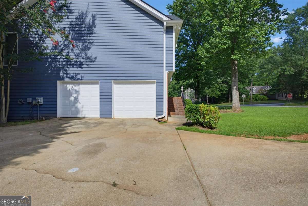 10 Fairhaven Court Property Photo 4