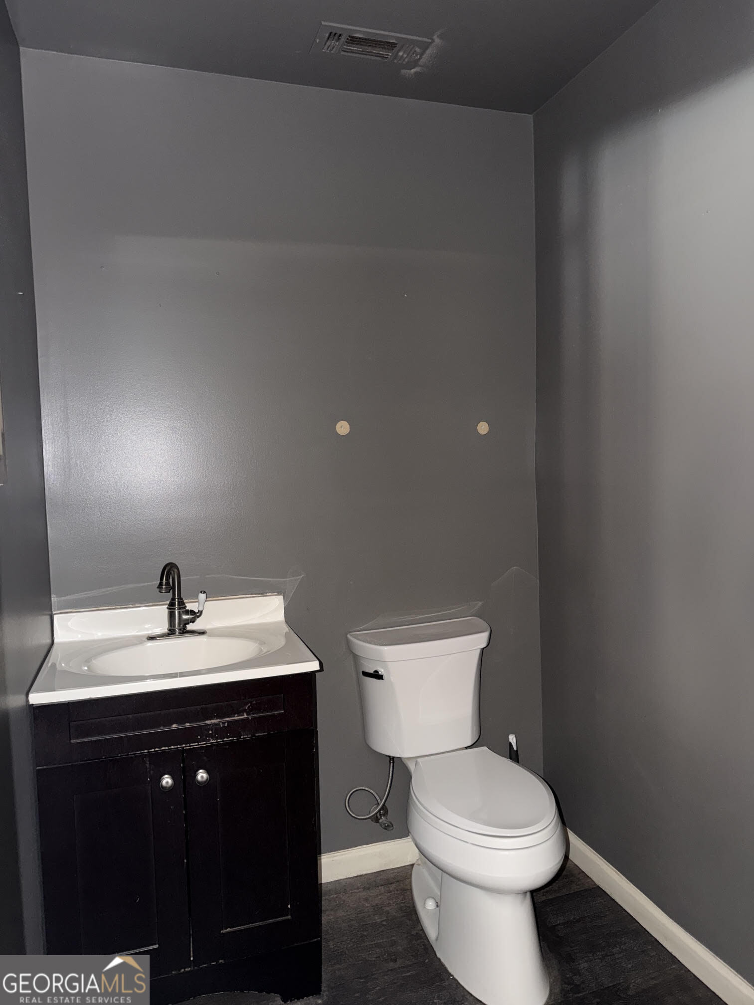 110 W 2nd Avenue Property Photo 9