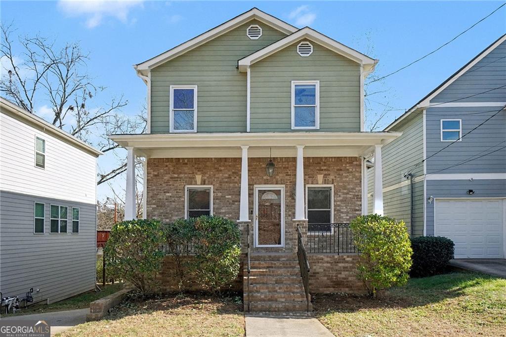 976 Connally Street Se Property Photo 1