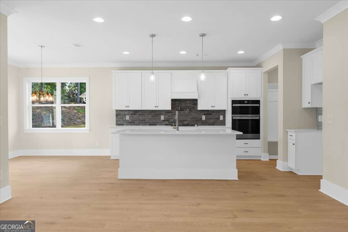 5582 Overview Drive Property Photo 12