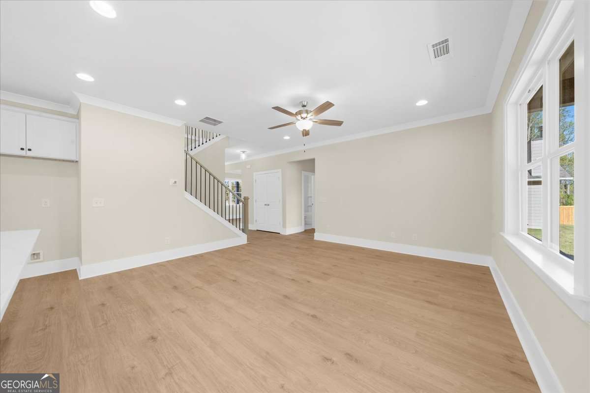 5582 Overview Drive Property Photo 16
