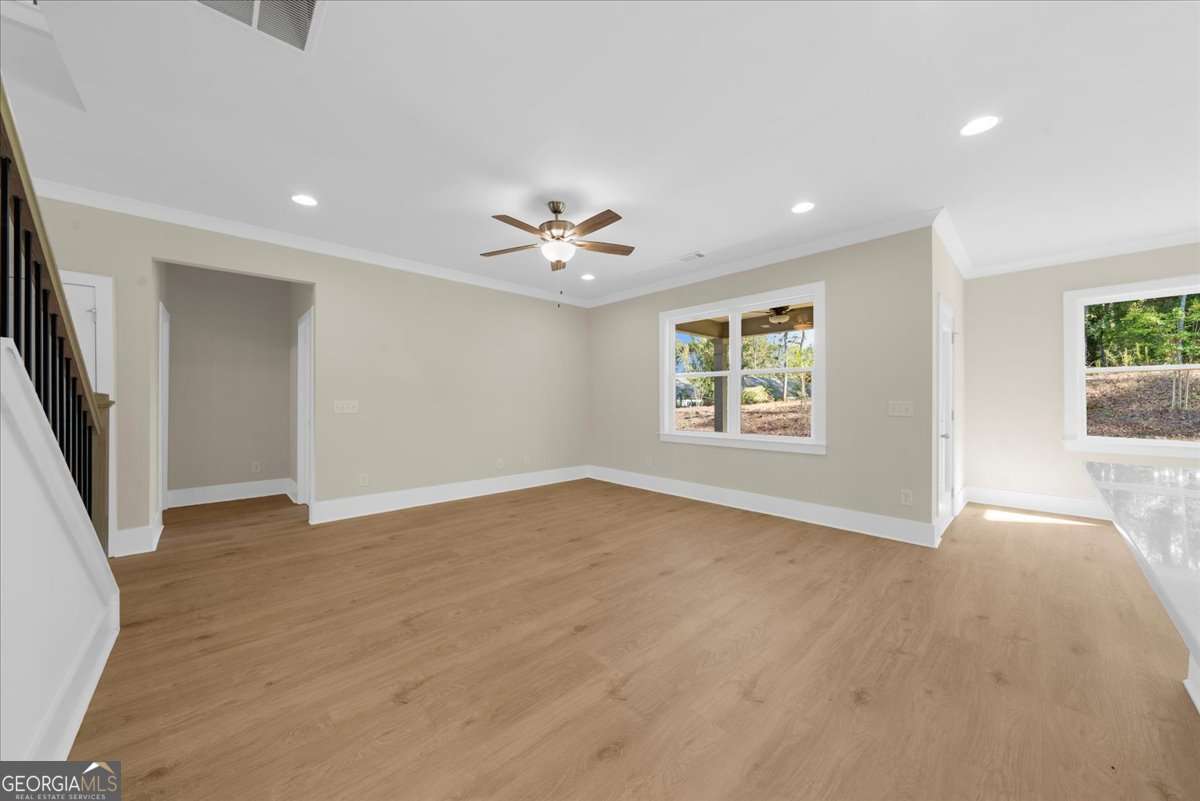 5582 Overview Drive Property Photo 17