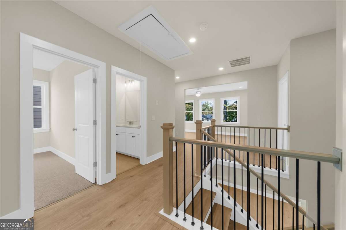 5582 Overview Drive Property Photo 28
