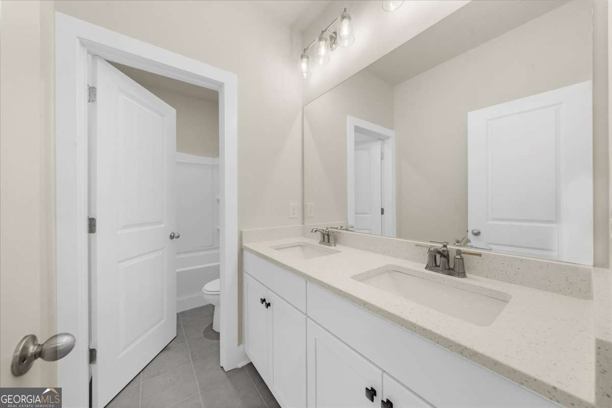 5582 Overview Drive Property Photo 30