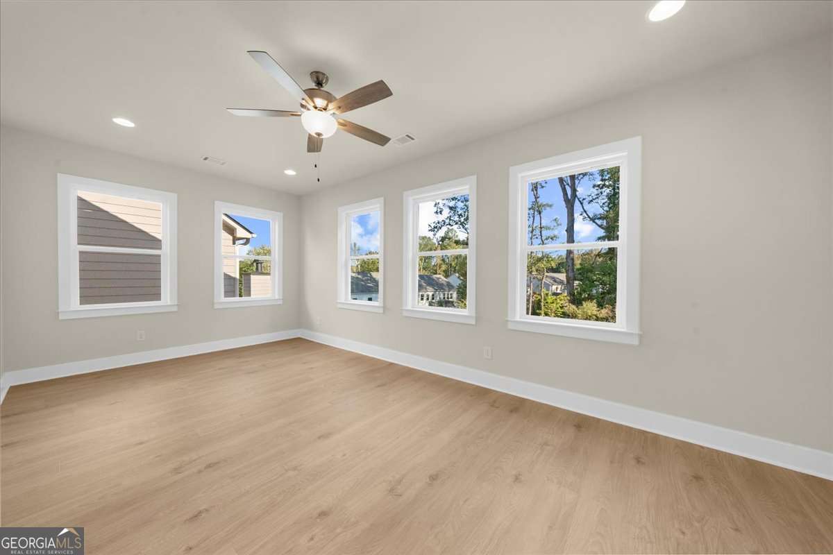 5582 Overview Drive Property Photo 33