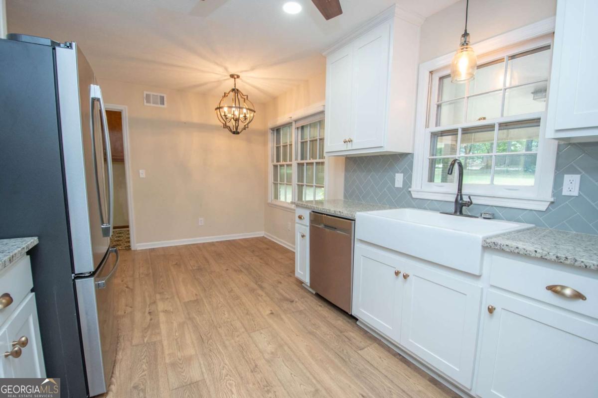 308 Sullivan Circle Property Photo 11