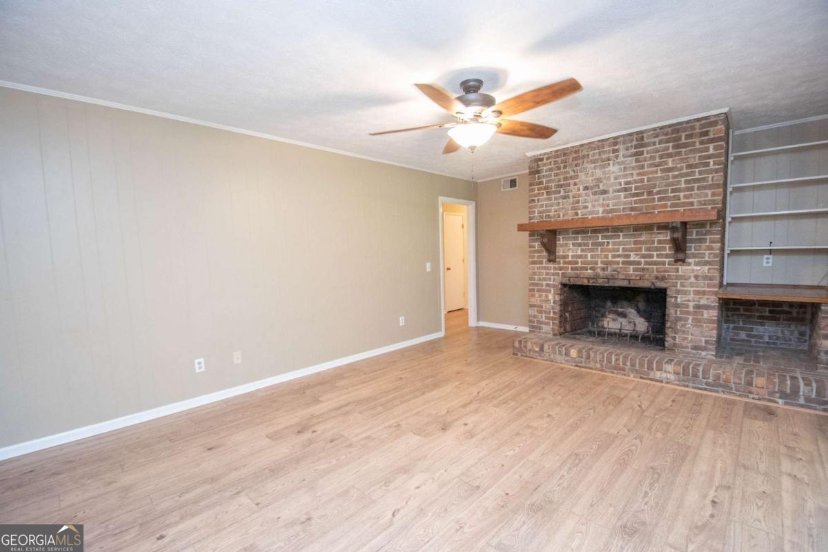308 Sullivan Circle Property Photo 16