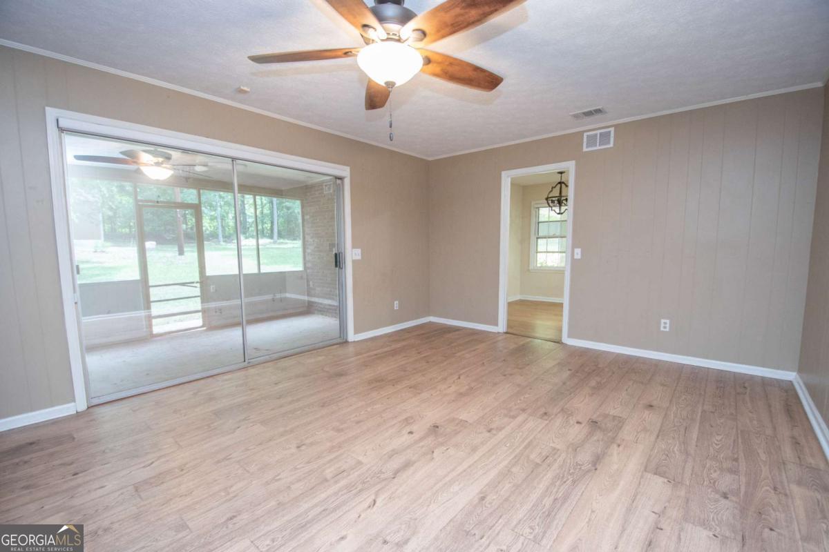 308 Sullivan Circle Property Photo 18