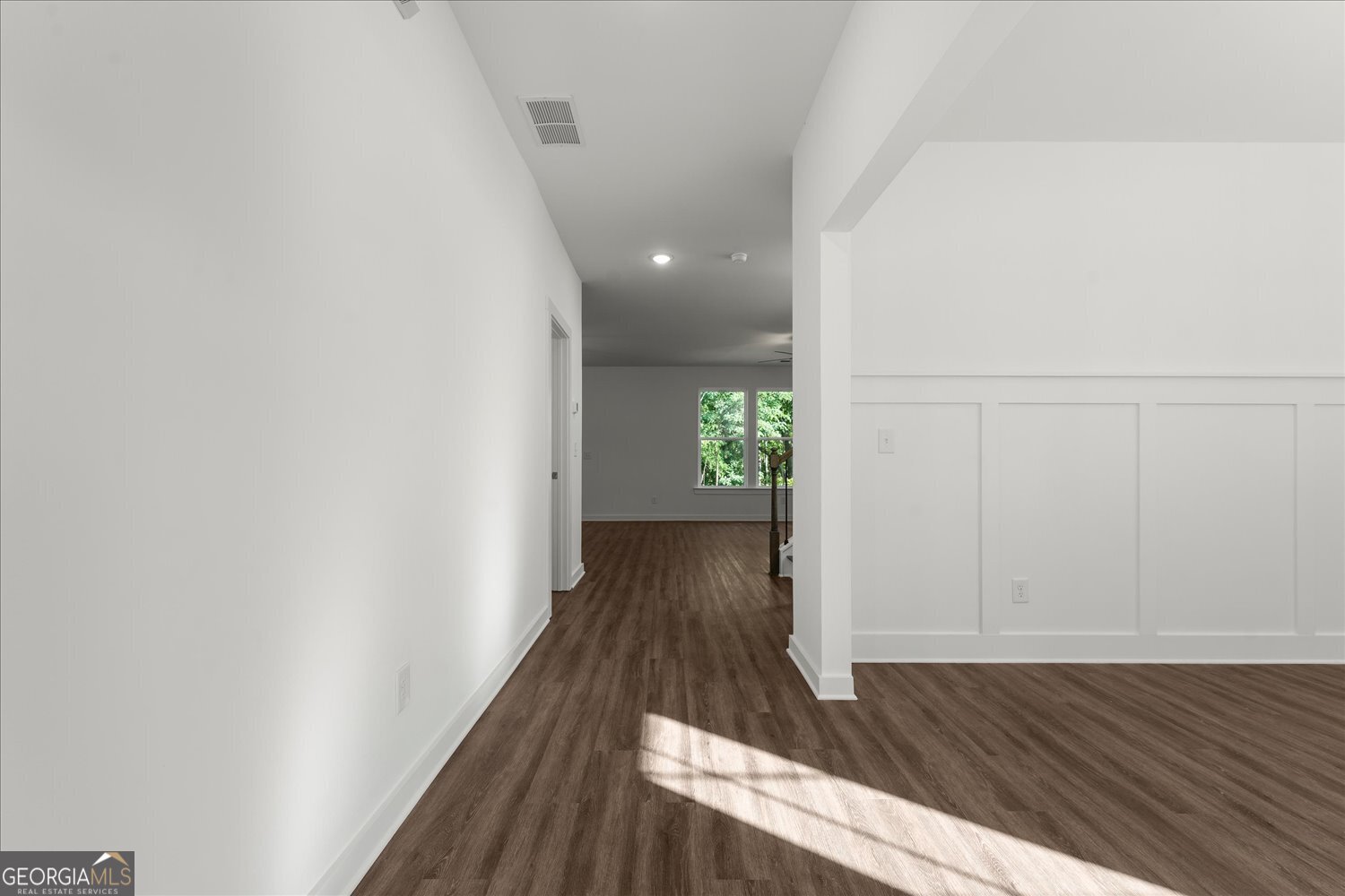 546 Lillian Way Property Photo 3