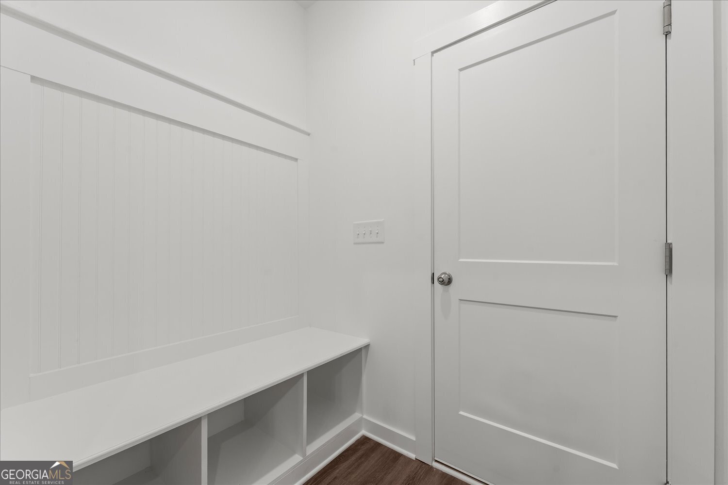 546 Lillian Way Property Photo 16