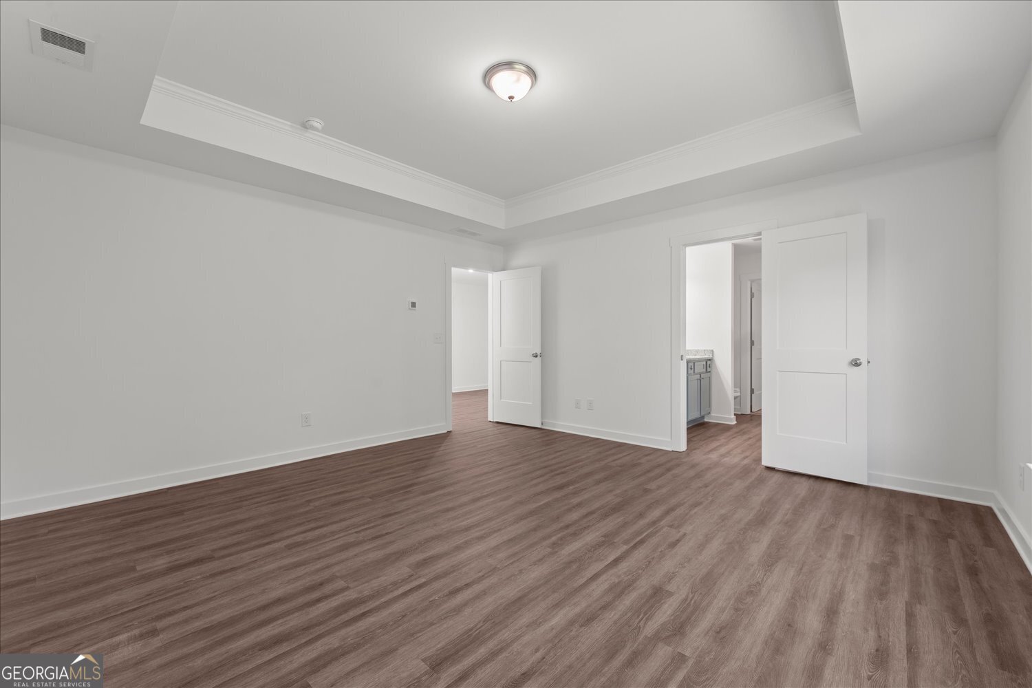 546 Lillian Way Property Photo 18