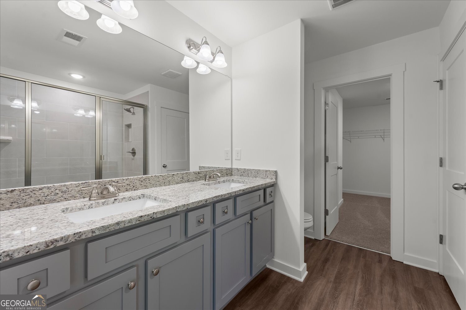 546 Lillian Way Property Photo 19
